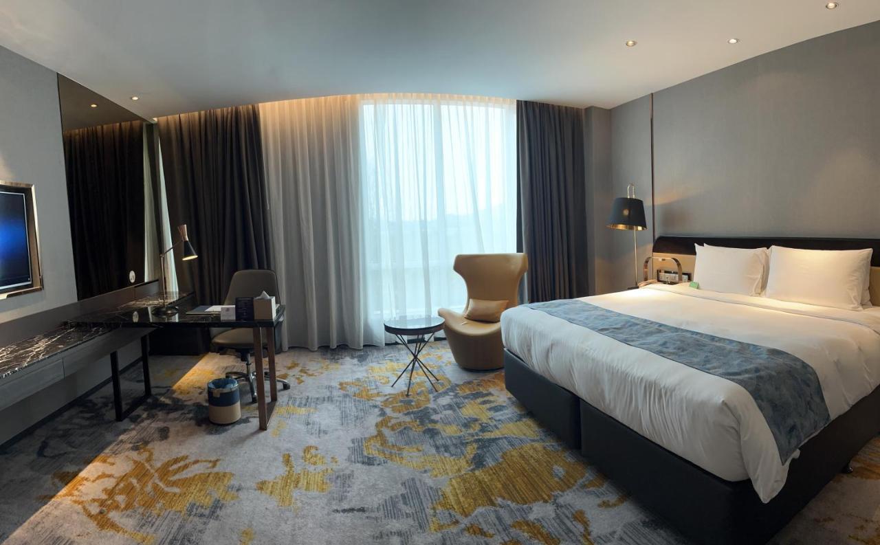 Ames 5* Malacca